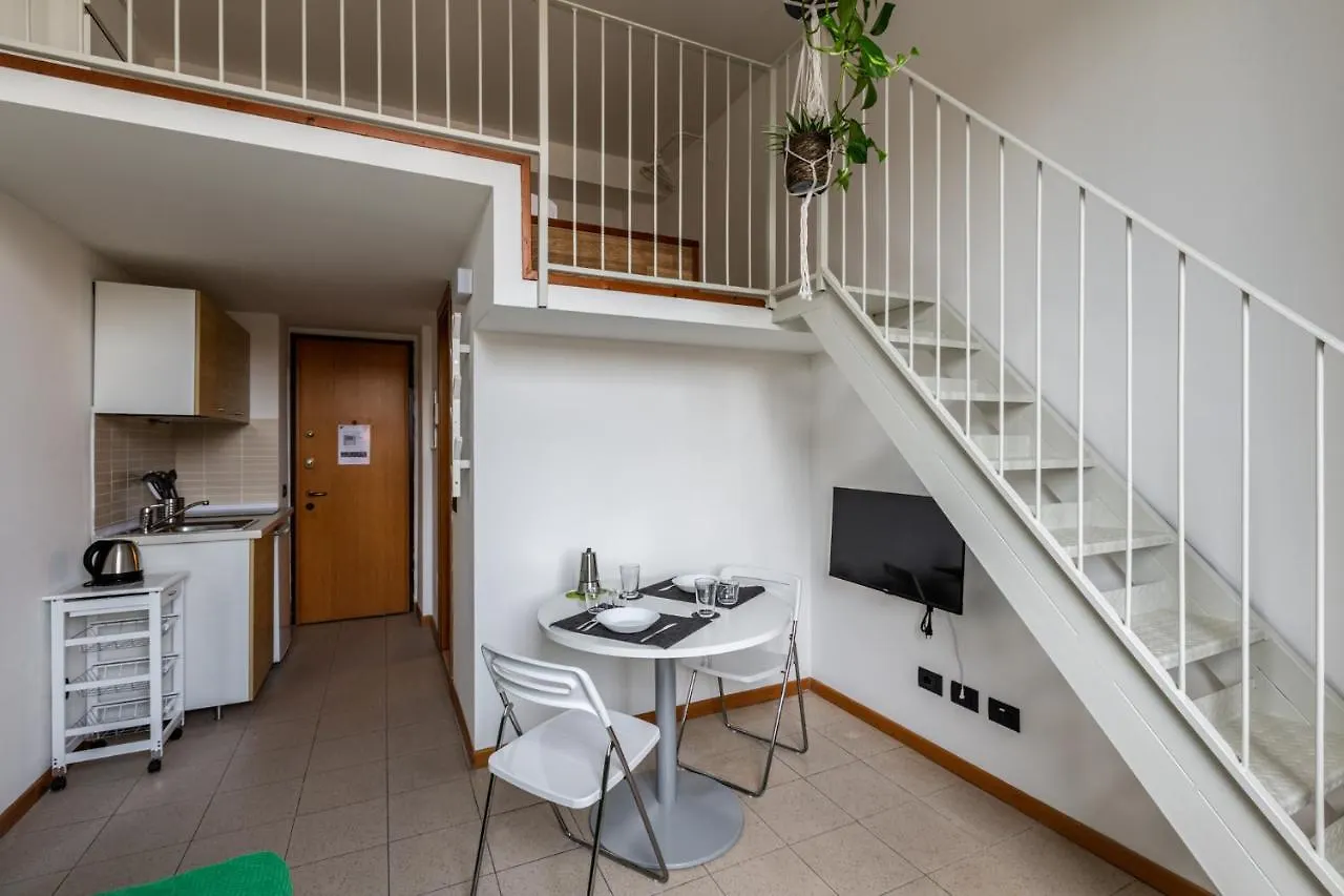 Apartment Central Studio Apts Milano-Corso Magenta