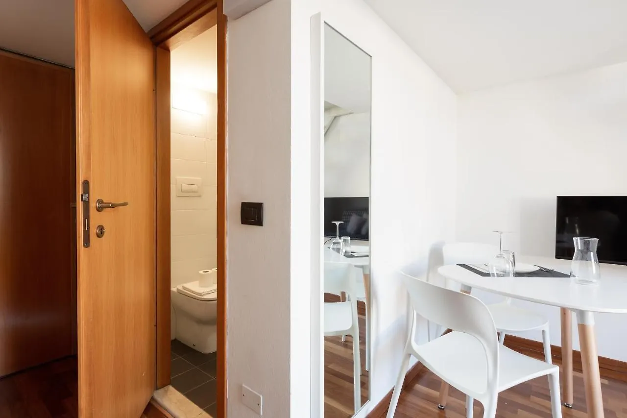 Central Studio Apts Milano-Corso Magenta Milan