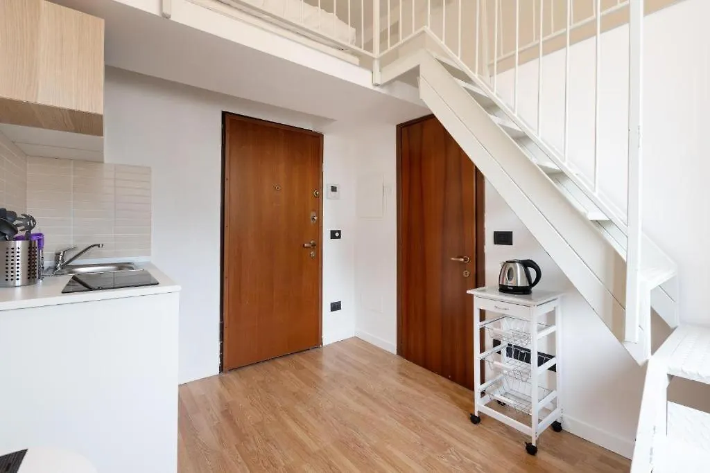Central Studio Apts Milano-Corso Magenta Italy