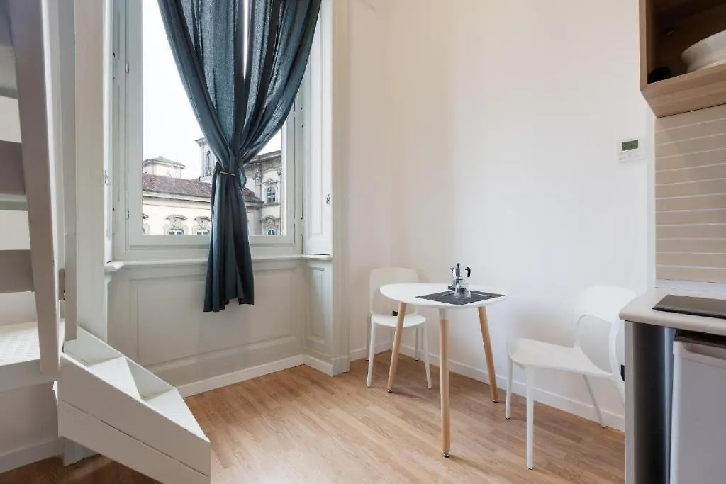 Central Studio Apts Milano-Corso Magenta 0*, Mediolan Włochy